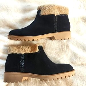 JACK ROGERS Sophie Sherpa Ankle Boots WOMENS 10M Black Suede Sherpa Tan Low Heel